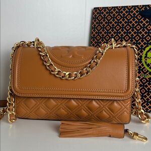 NWT Tory Burch SMALL FLEMING CONVERTIBLE SHOULDER BAG